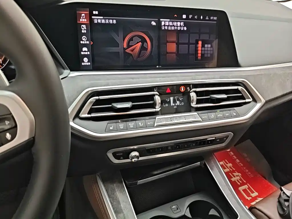 BMW X5 (Import) — миниатюра 13