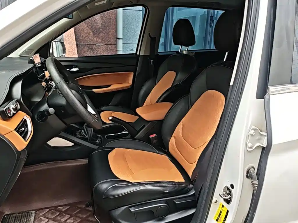 Wuling Hongguang S3 — миниатюра 11