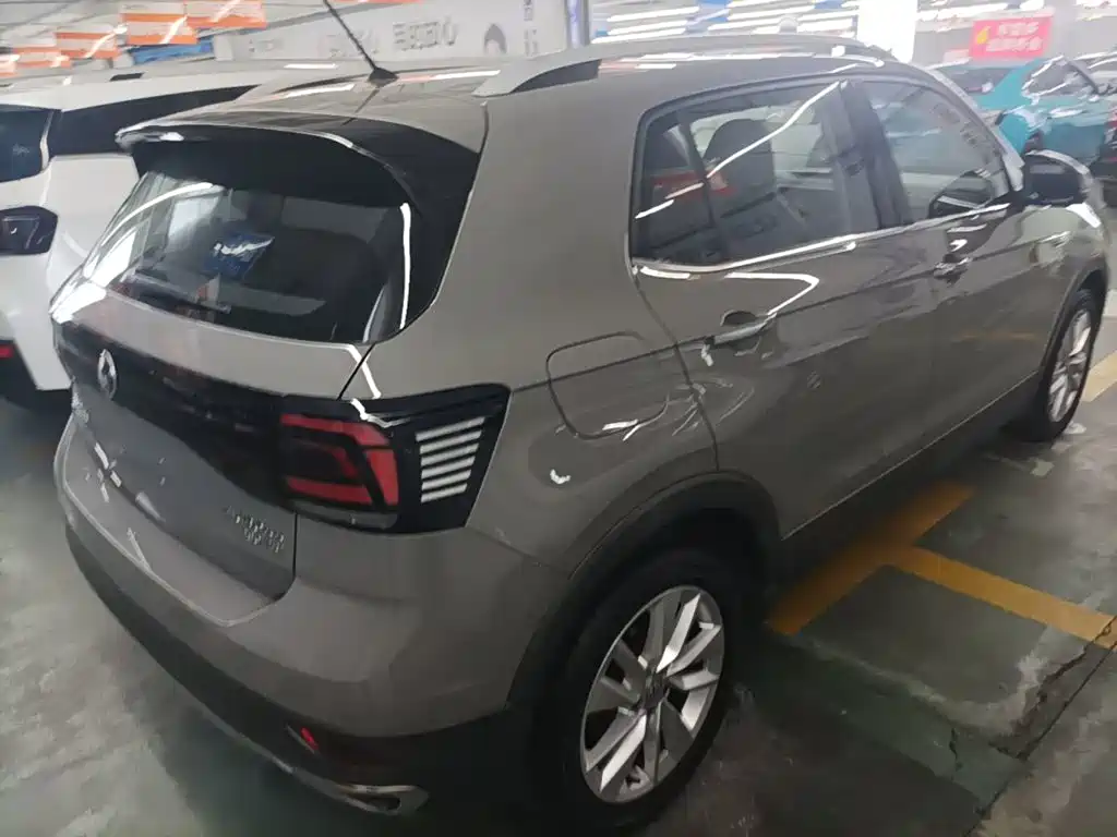 Volkswagen T-Cross — миниатюра 7