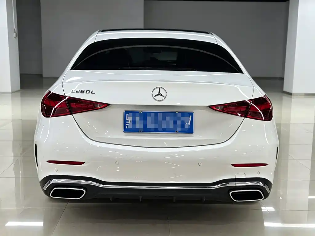 Mercedes-Benz C-Class — миниатюра 3