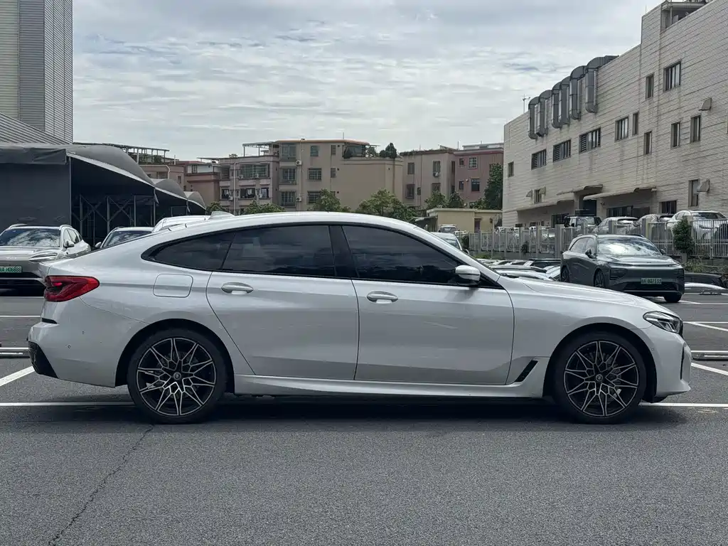 BMW 6 Series GT — миниатюра 5