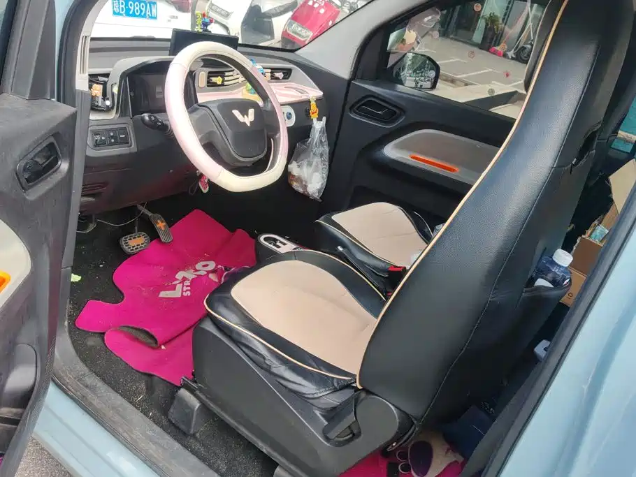 Wuling MINIEV — миниатюра 9