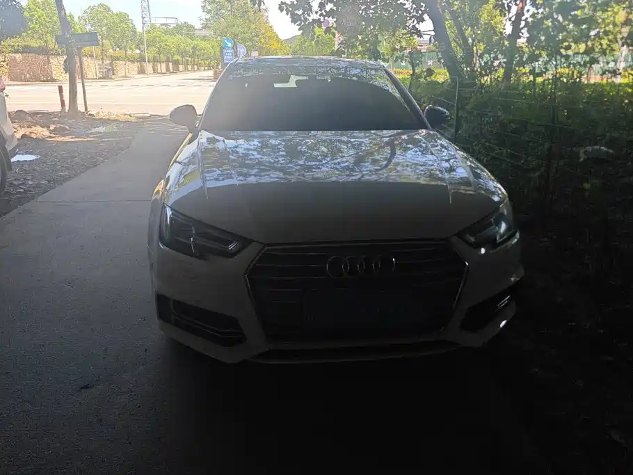 Audi A4L — миниатюра 2