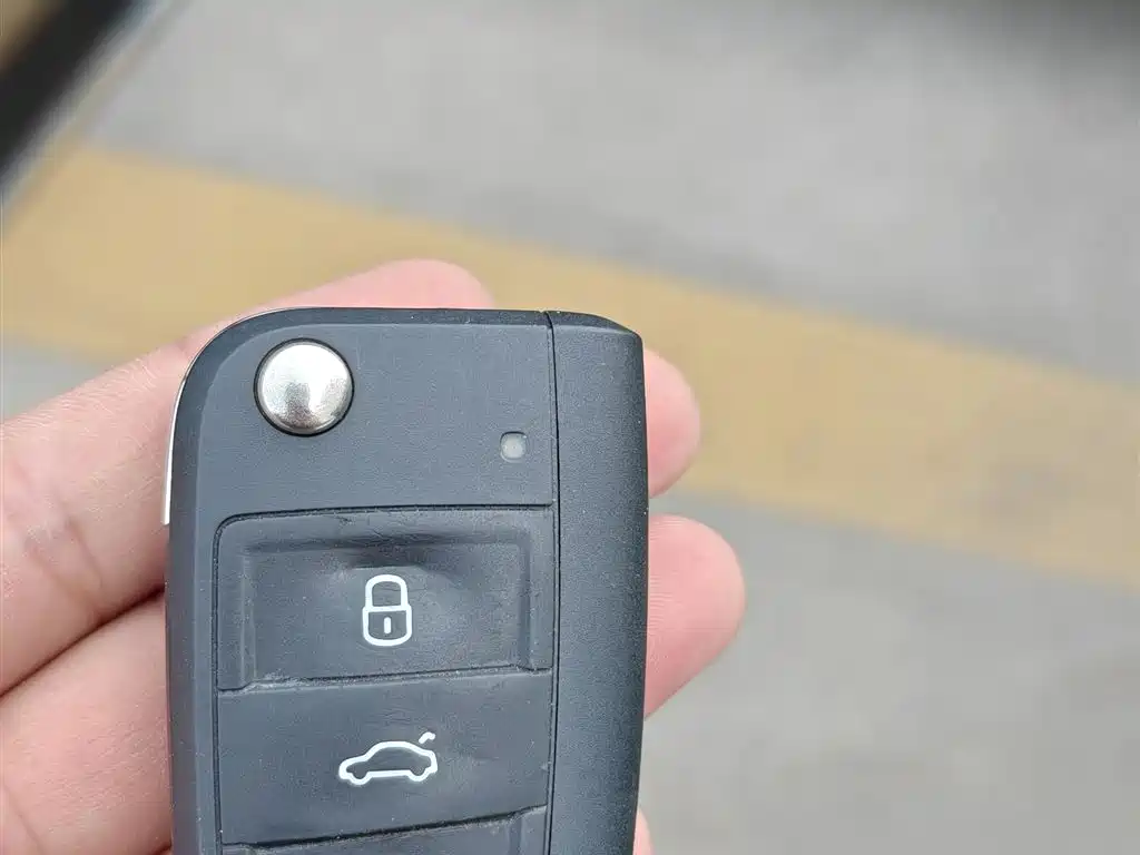 Volkswagen Passat 2025 280TSI