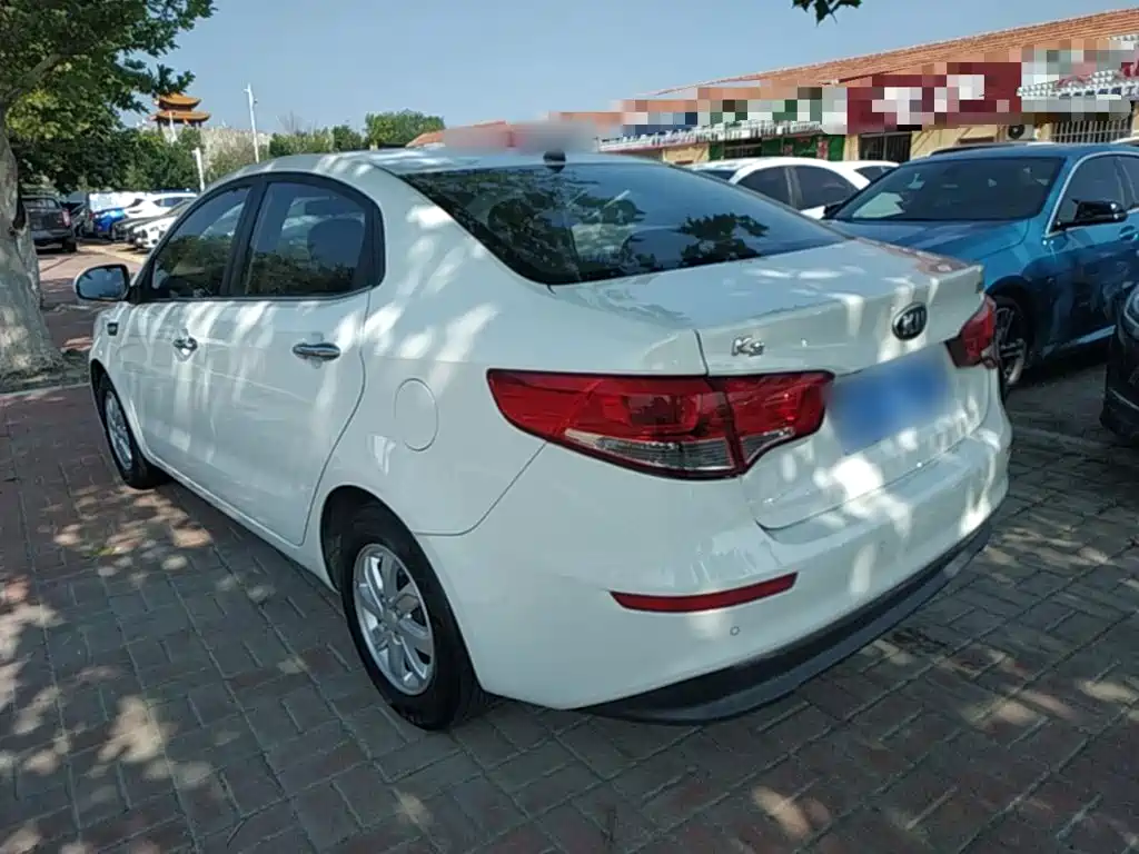 Kia K2 — миниатюра 5