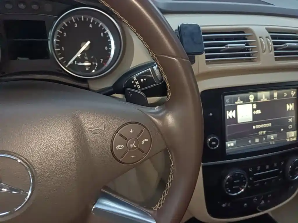Mercedes-Benz R-Class — миниатюра 14