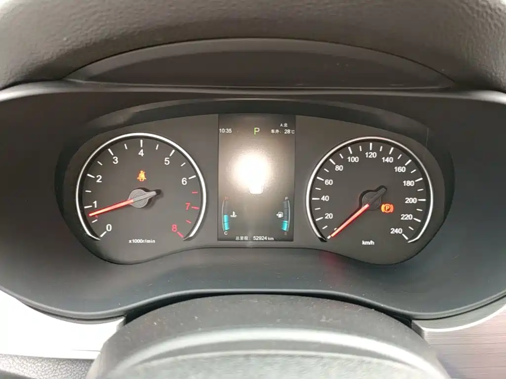 BYD MAX — миниатюра 12