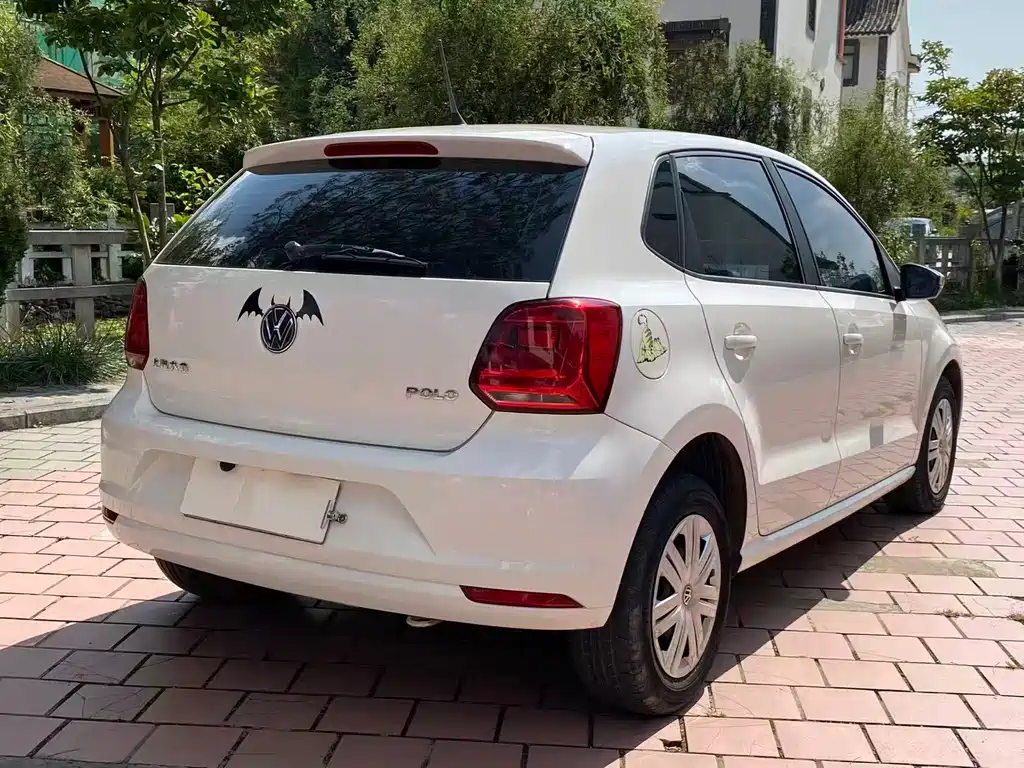 Volkswagen Polo — миниатюра 13