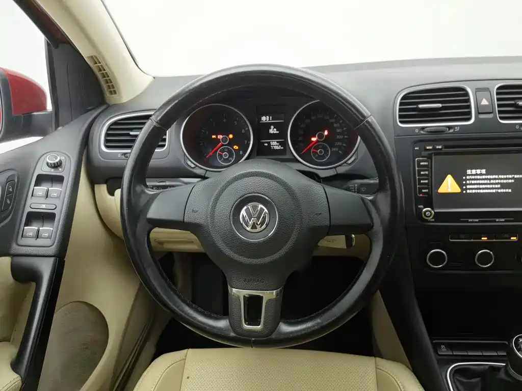 Volkswagen Golf — миниатюра 11
