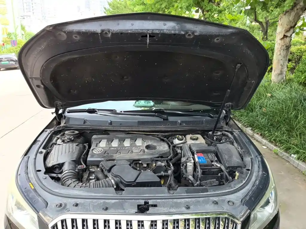 Buick LaCrosse — миниатюра 11