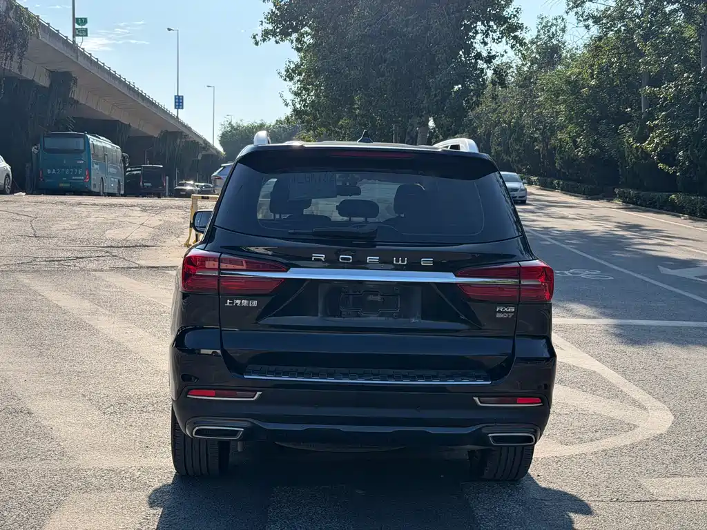 Roewe RX8 — миниатюра 5