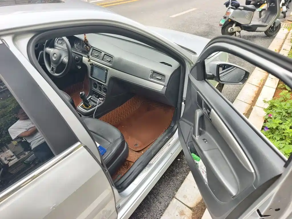 Volkswagen Lavida — миниатюра 20