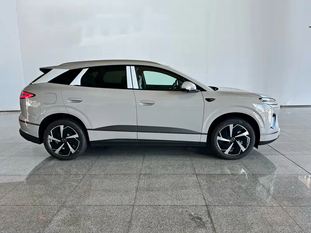 BYD Sealion 06 — миниатюра 3