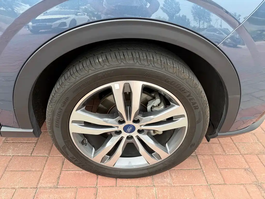 Ford Equator Sport — миниатюра 13