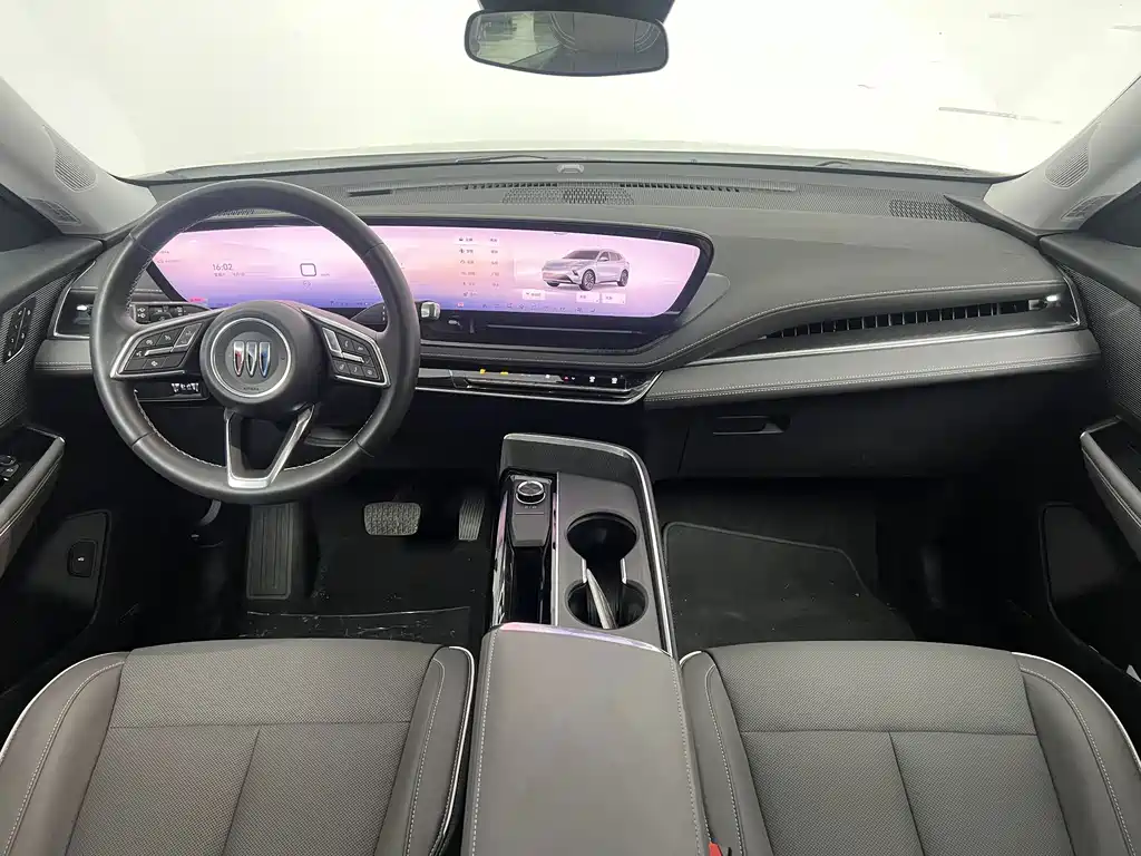 Buick E5 — миниатюра 14