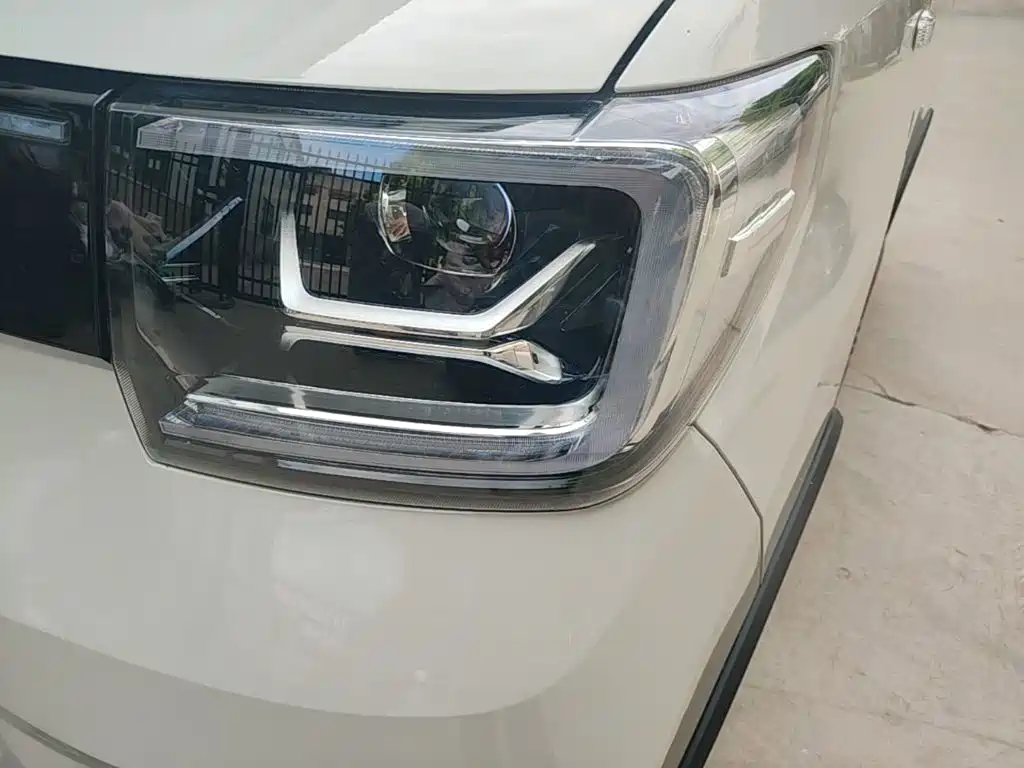 Wuling MINIEV — миниатюра 24