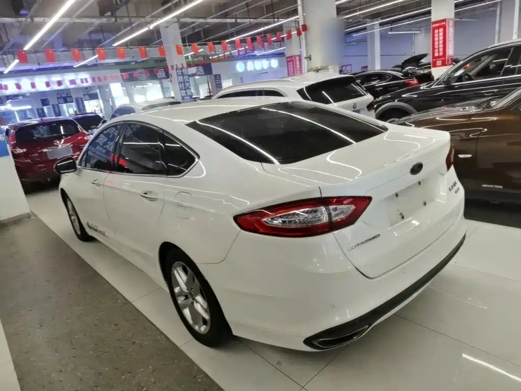 Ford Mondeo — миниатюра 5