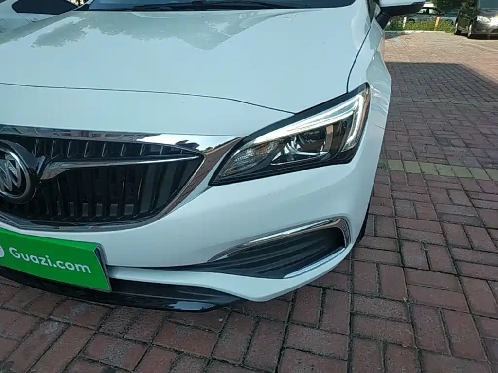 Buick Verano — миниатюра 24