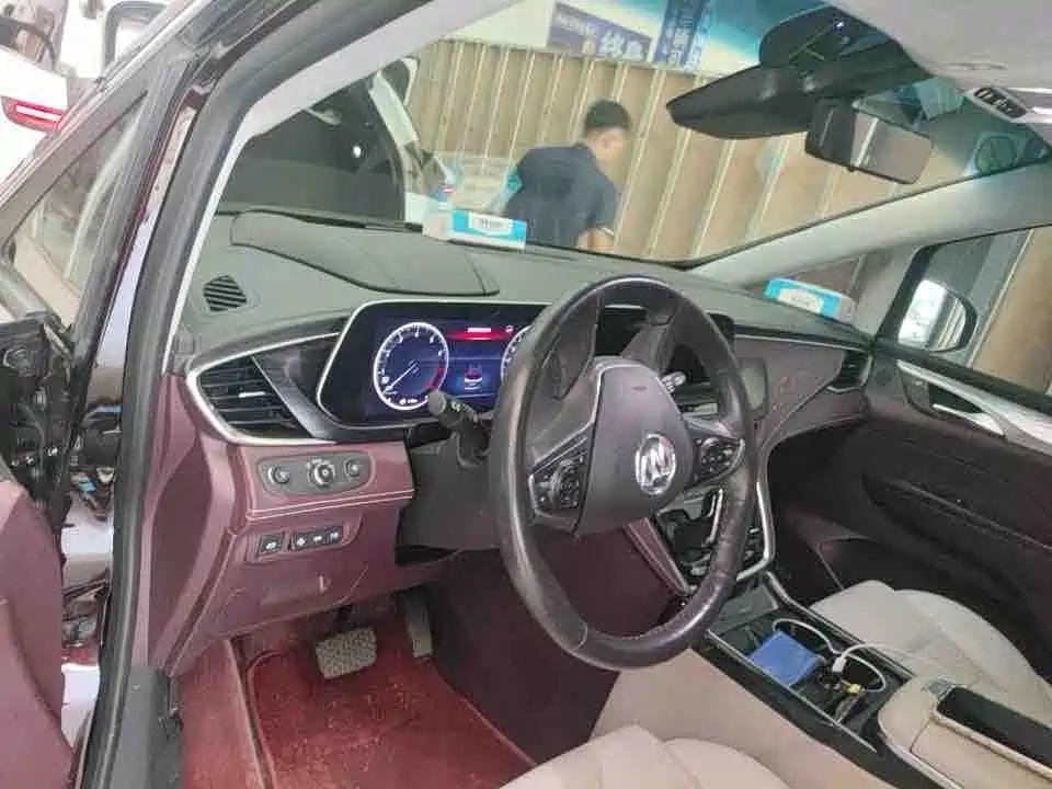 Buick GL8 — миниатюра 10