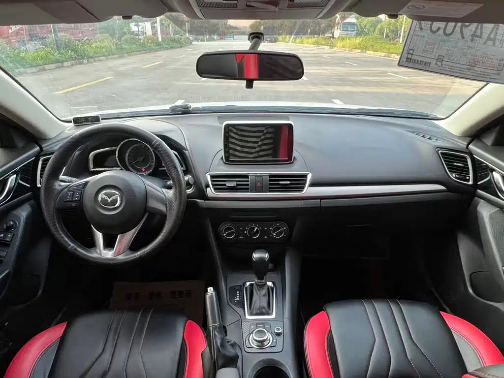 Mazda 3 Axela — миниатюра 8
