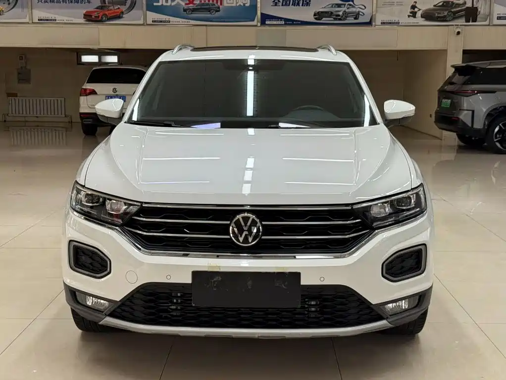 Volkswagen T-Roc — миниатюра 2