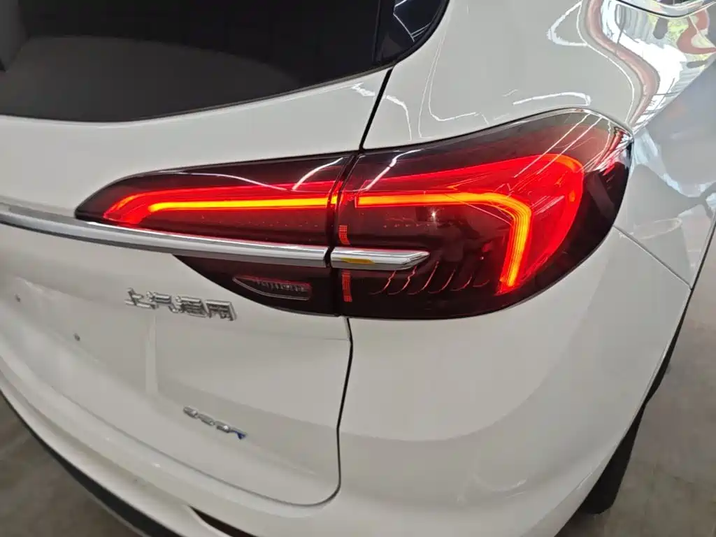 Buick Envision Plus — миниатюра 8