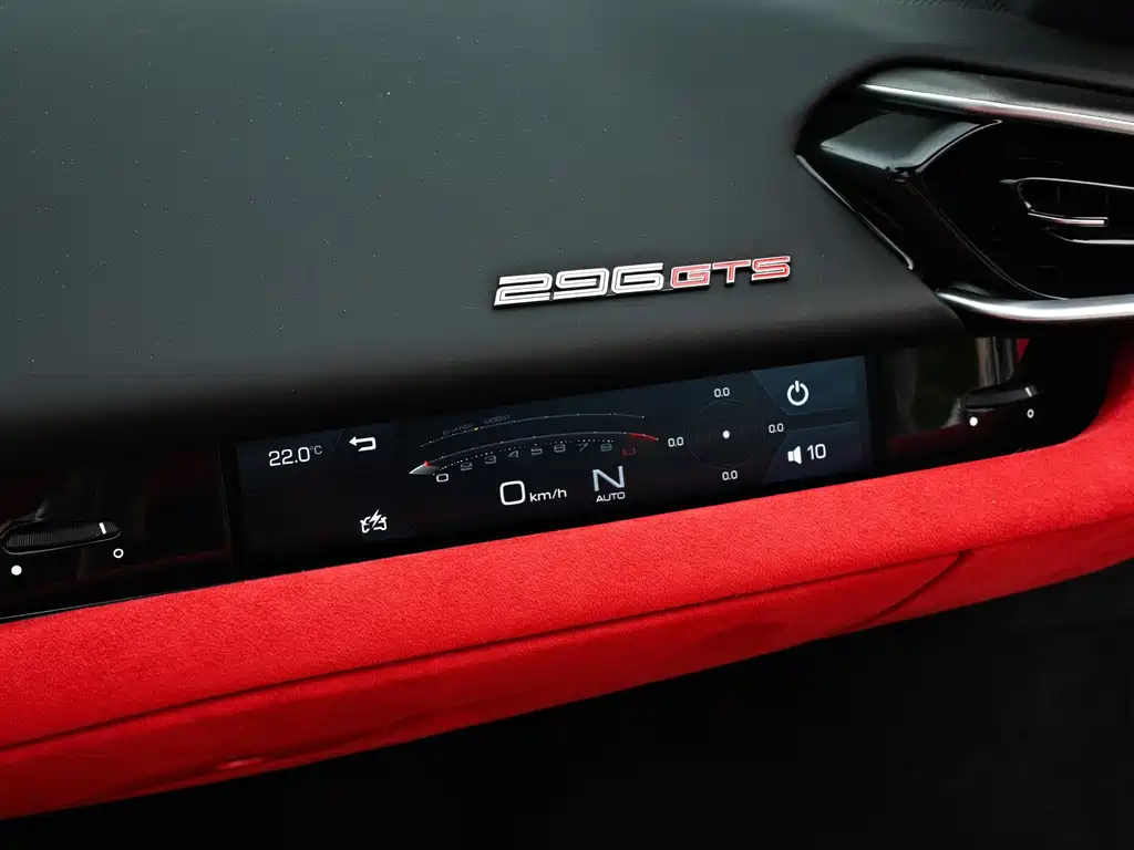 Ferrari 296 — миниатюра 6