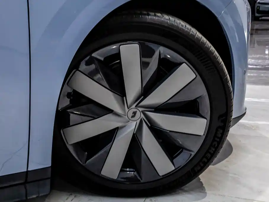 Li Auto Li i8 — миниатюра 36
