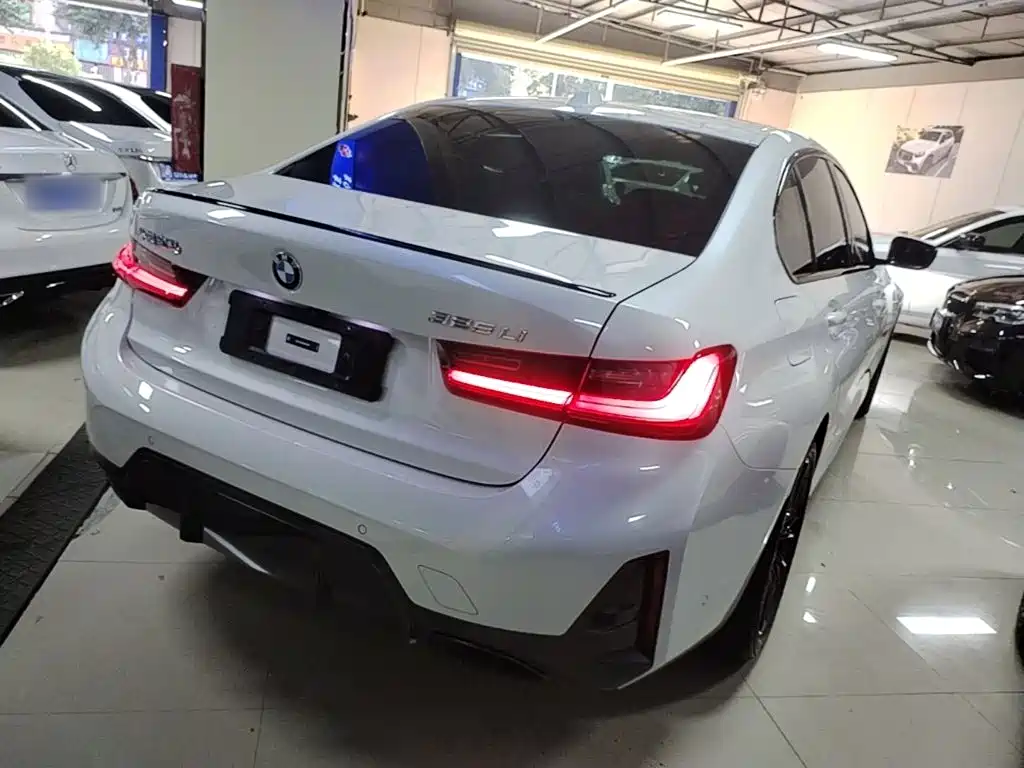 BMW 3 Series — миниатюра 7
