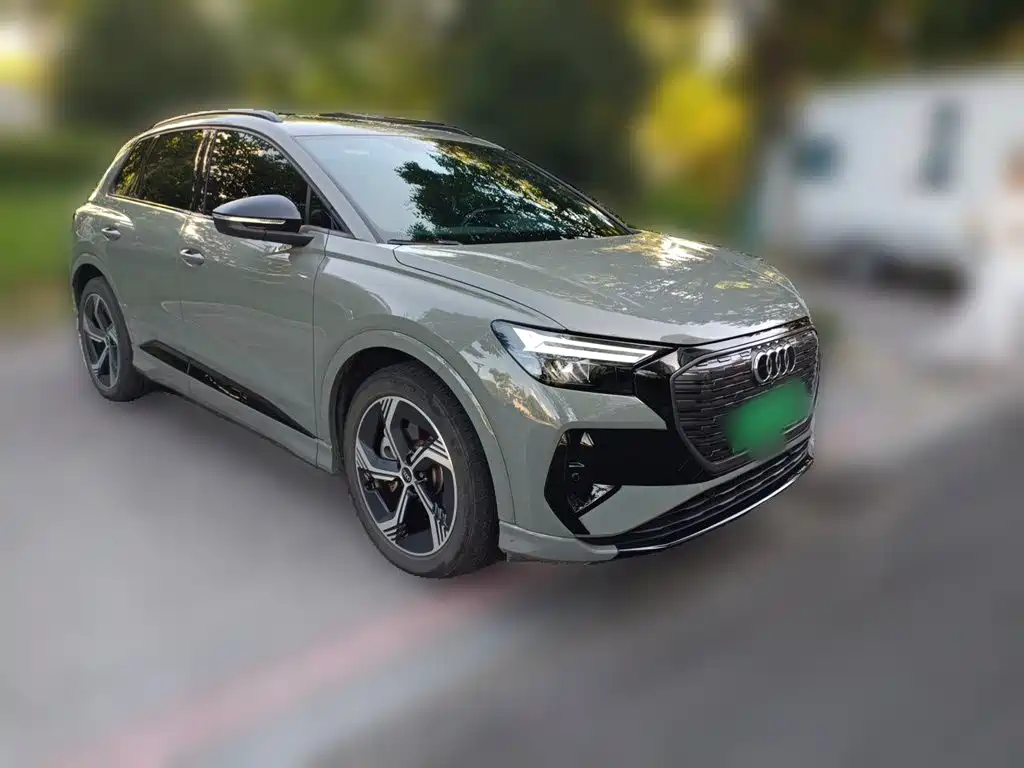 Audi Q4 e-tron — миниатюра 9