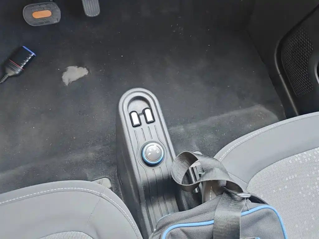 Wuling MINIEV — миниатюра 14