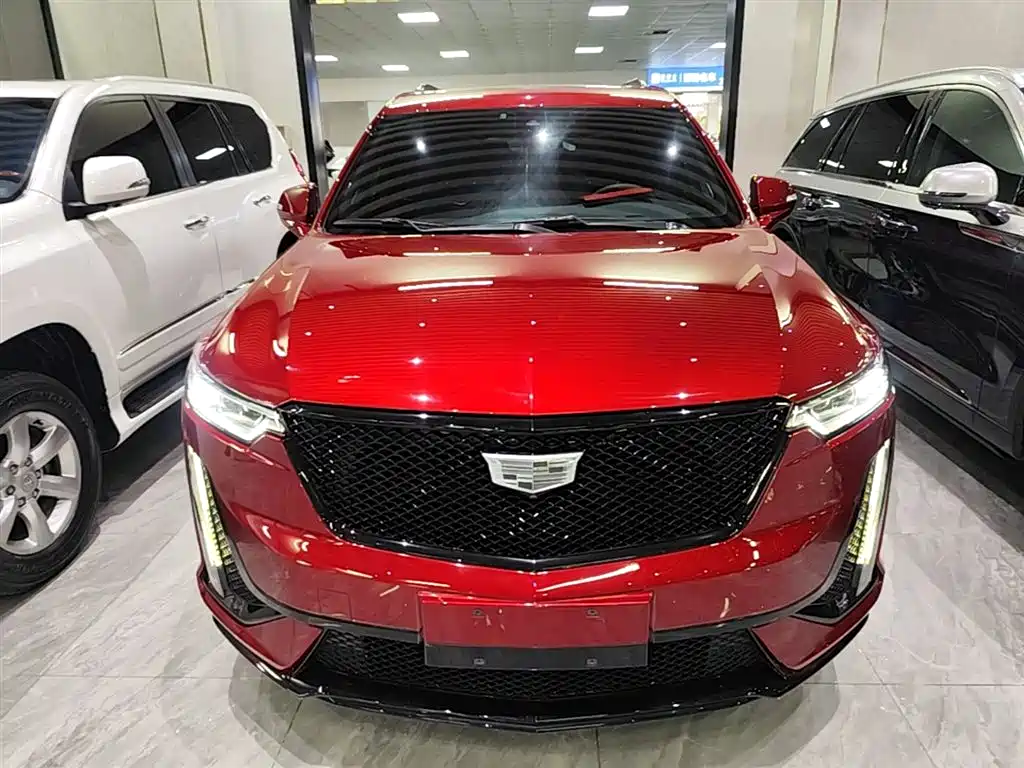 Cadillac XT6 2022 2.0T мест Luxury