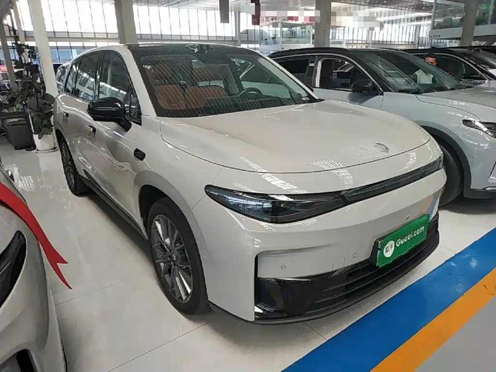 Leapmotor Leapmotor C10 — миниатюра 4