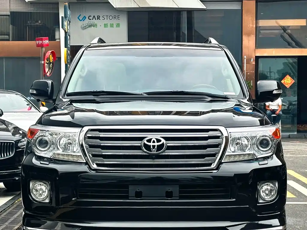 Toyota Land Cruiser — миниатюра 2