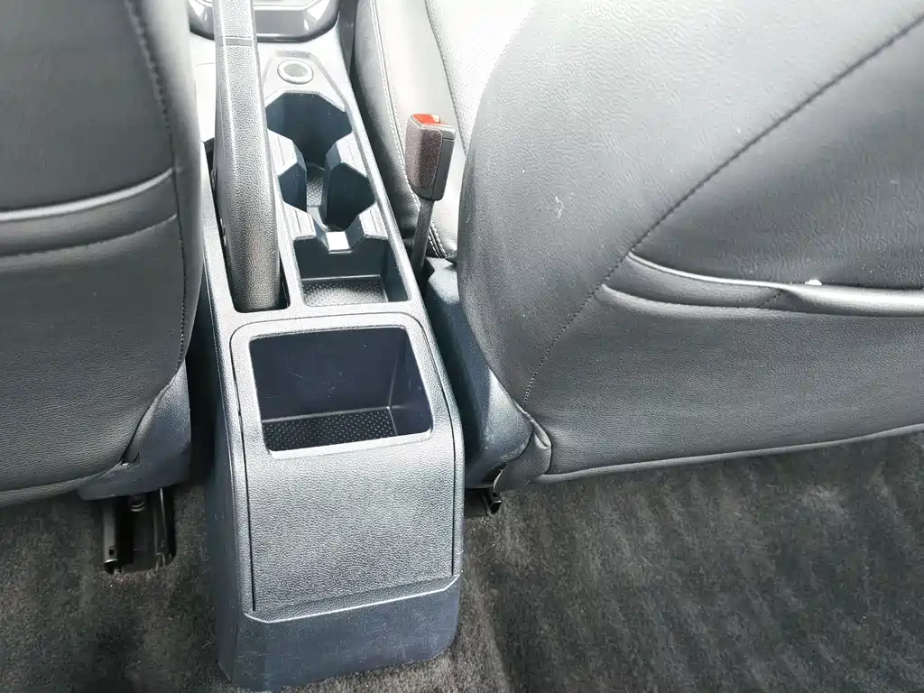 Volkswagen Lavida — миниатюра 9