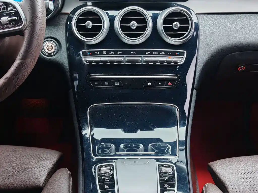 Mercedes-Benz GLC - фото 14