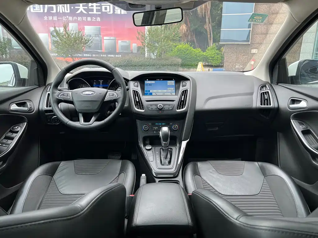 Ford Focus — миниатюра 12
