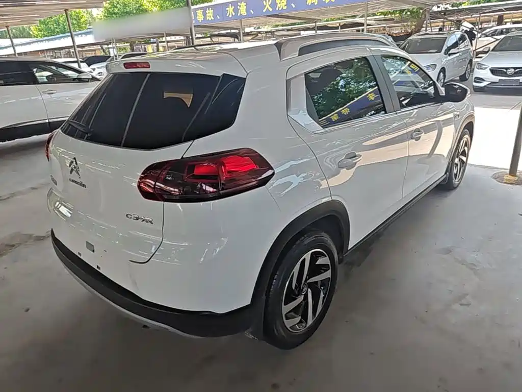 Citroen C3-XR — миниатюра 7