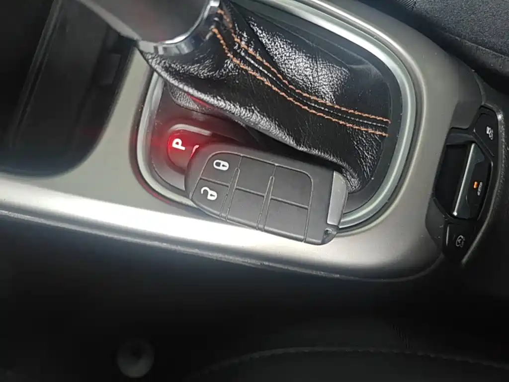 Jeep Compass — миниатюра 9