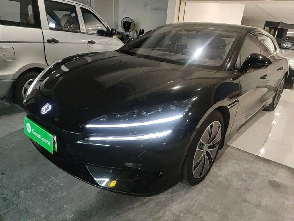 Denza Denza Z9GT 2025
