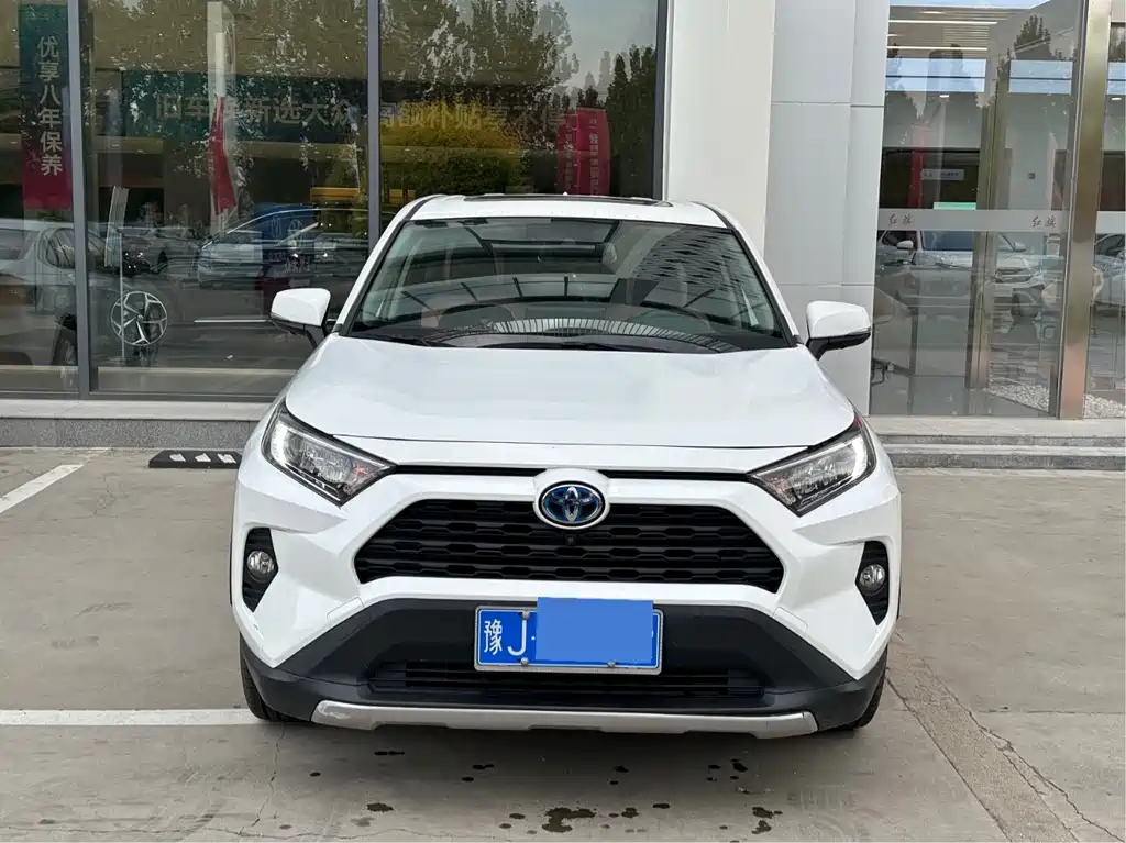 Toyota RAV4 2021