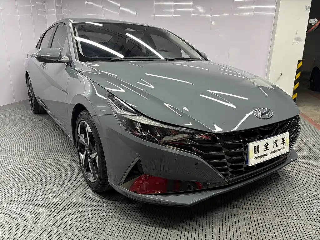 Hyundai Elantra — миниатюра 3