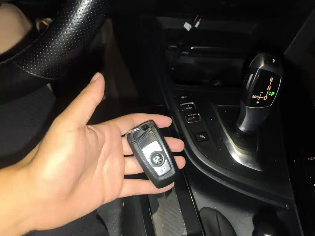 BMW 3 Series — миниатюра 12