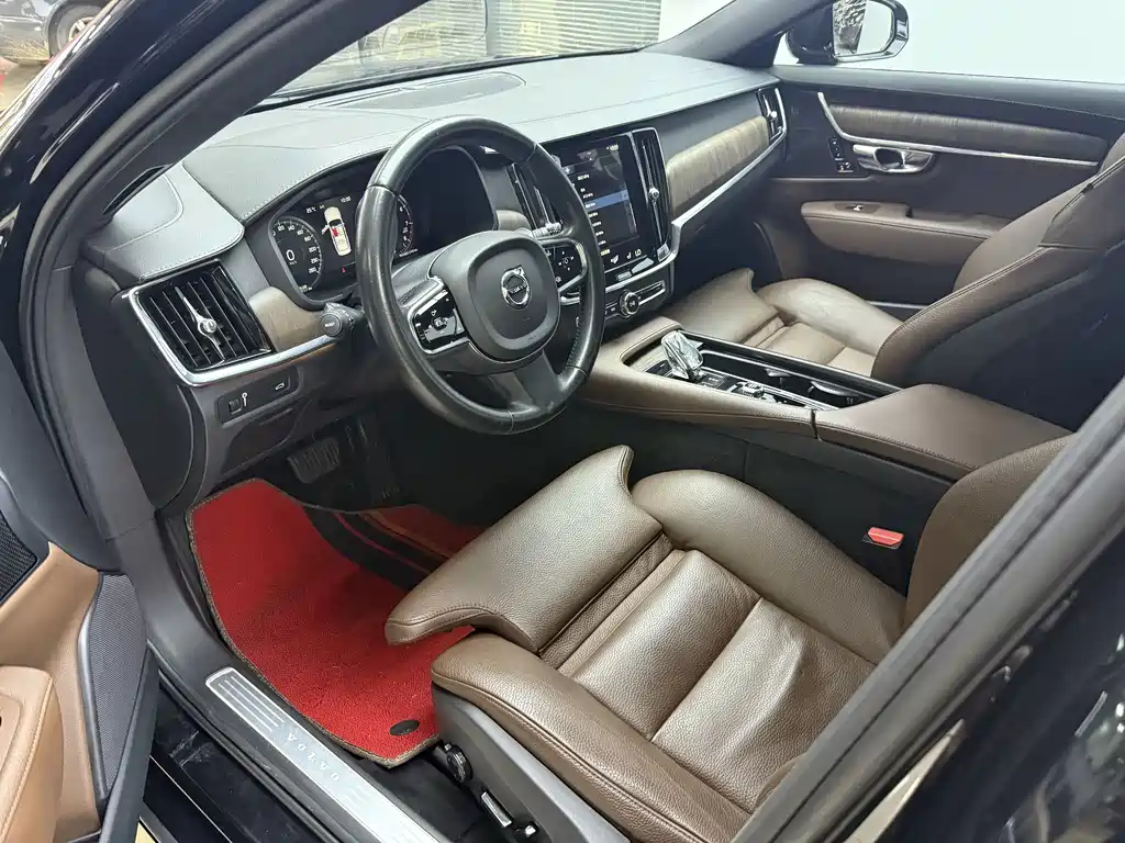 Volvo S90 — миниатюра 4