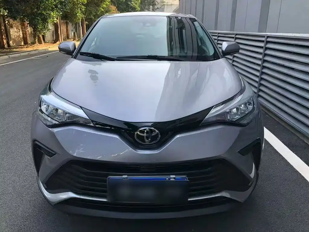 Toyota IZOA — миниатюра 3