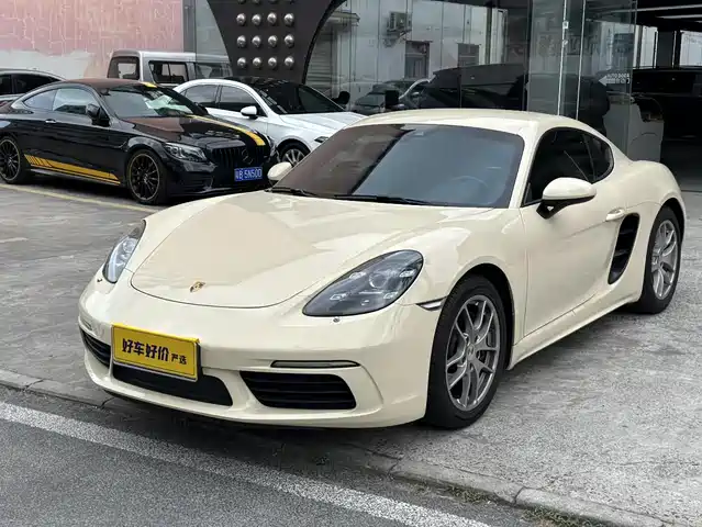 PORSCHE 718 2019