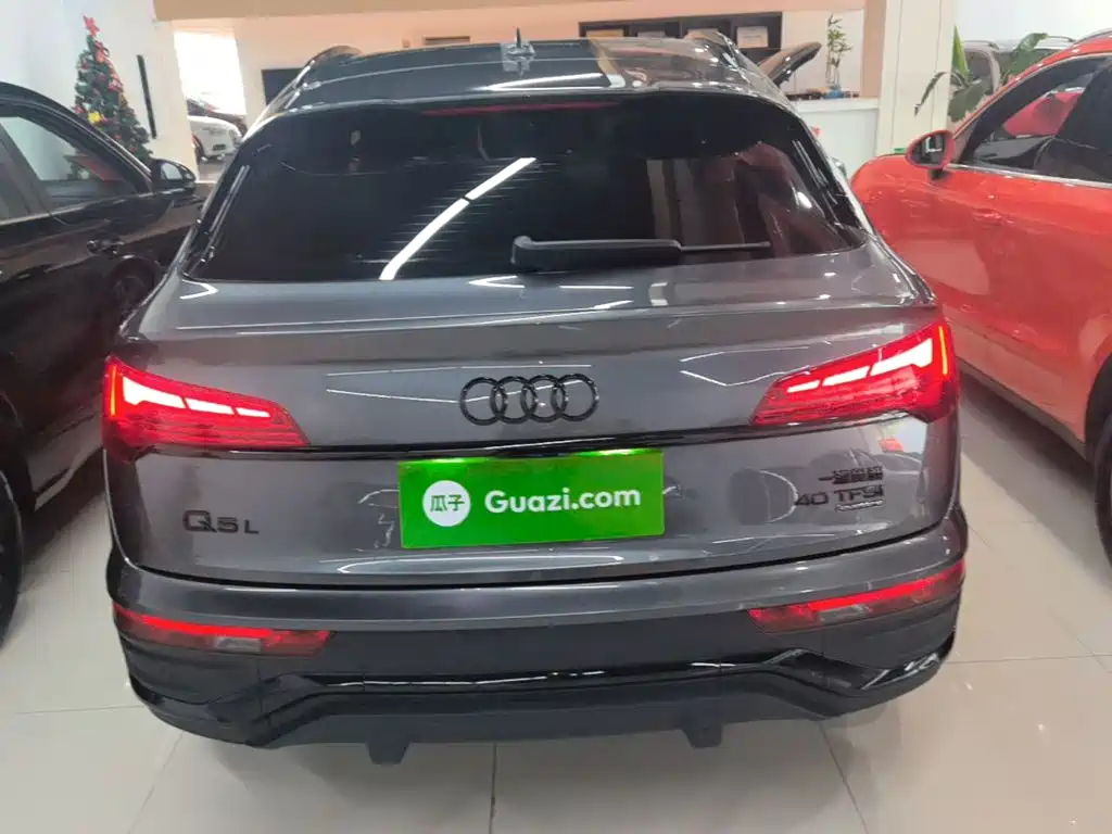 Audi Q5L Sportback — миниатюра 6