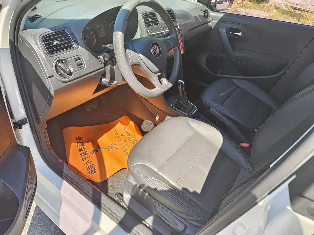 Volkswagen Polo — миниатюра 10
