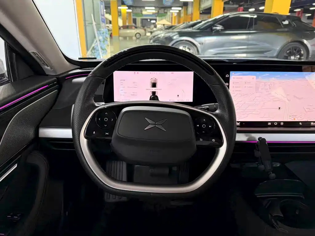 XPeng P7 — миниатюра 12