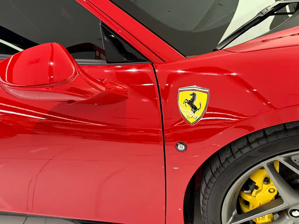 Ferrari F8 — миниатюра 5